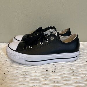 Converse Leather Platform Chuck Taylor Sneakers